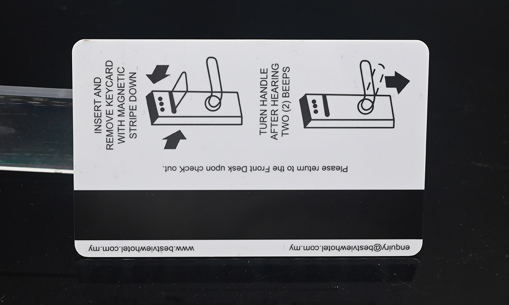 Access control card, door lock card management program