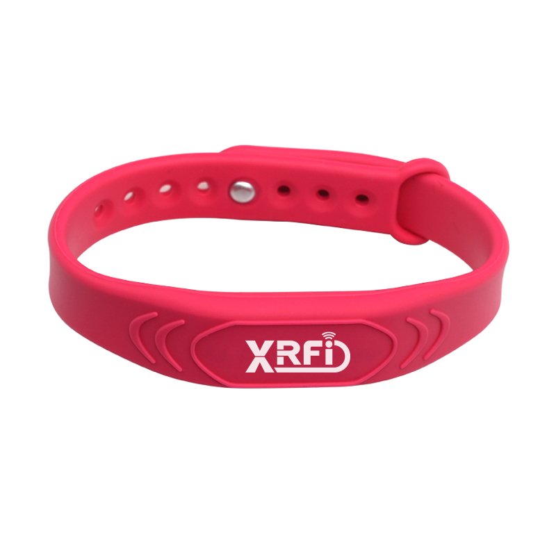 IC wristband chip and RFID electronic tag applications and their advantages